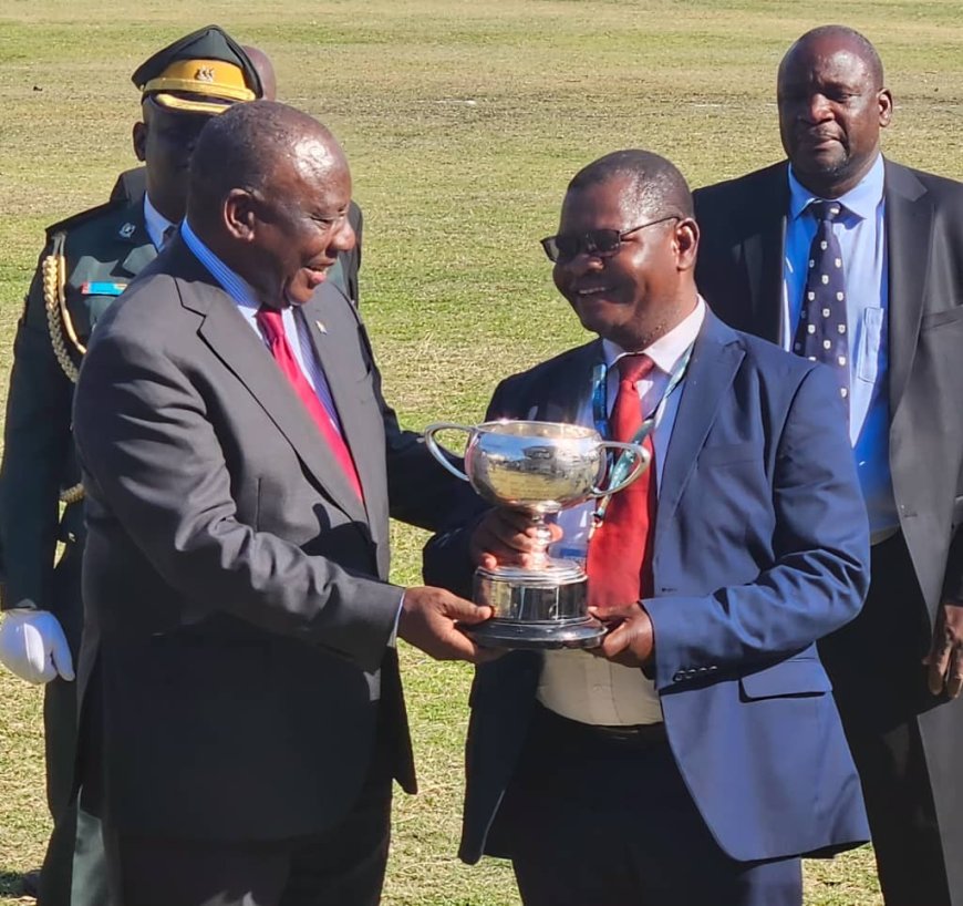 The Ministry of Lands, Agriculture, Fisheries, Water & Rural Development has clinched the prestigious Best Display in the Public Service Sector Award at the ongoing Zimbabwe Agricultural Show